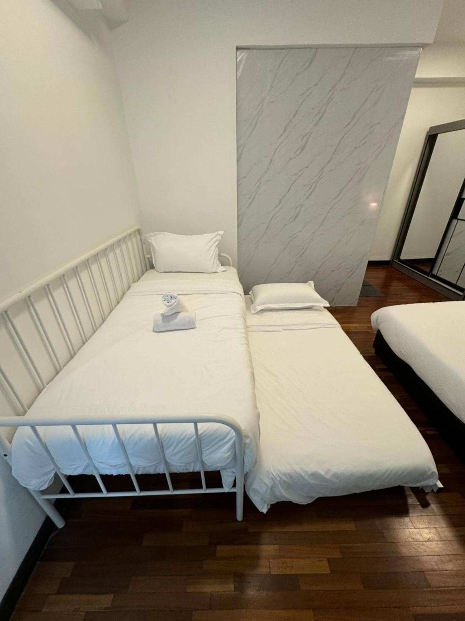 Loft Design Nr Midvalley 4pax Kuala Lumpur