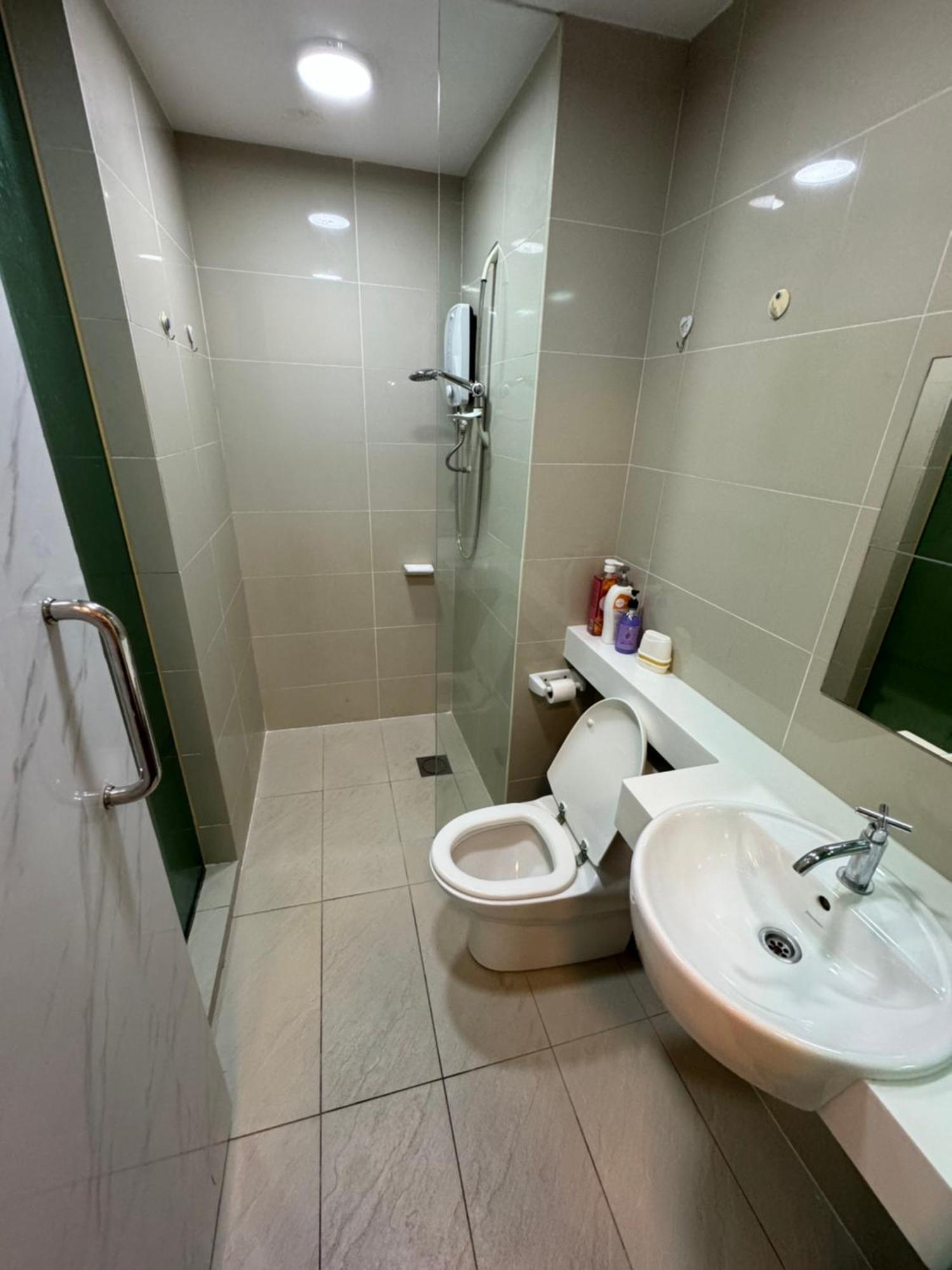 Loft Design Nr Midvalley 4pax Kuala Lumpur